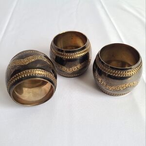 Vtg Etched Brass Floral Napkin Ring Holders Floral Embossed Gold Tone India (3)